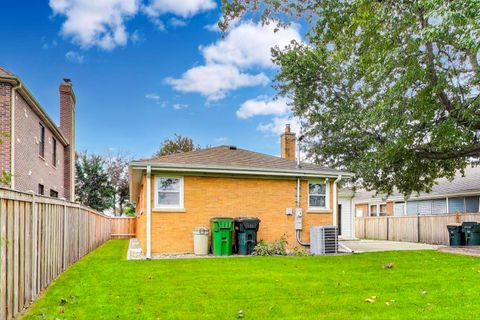 Tiny photo for 832 N Delphia Avenue, Park Ridge, IL 60068 (MLS # 12514835)
