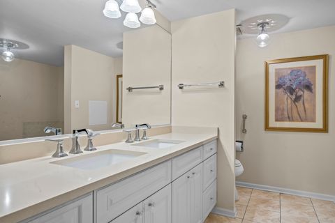 Tiny photo for 105 E Laurel Avenue #106, Lake Forest, IL 60045 (MLS # 12596929)