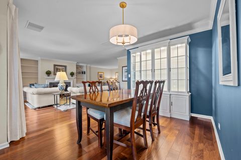 Tiny photo for 105 E Laurel Avenue #106, Lake Forest, IL 60045 (MLS # 12596929)