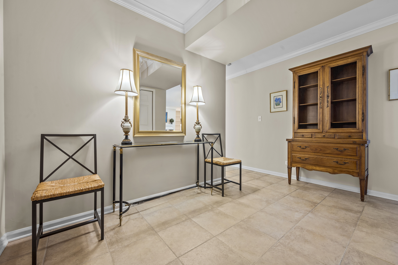 105 E Laurel Avenue 106