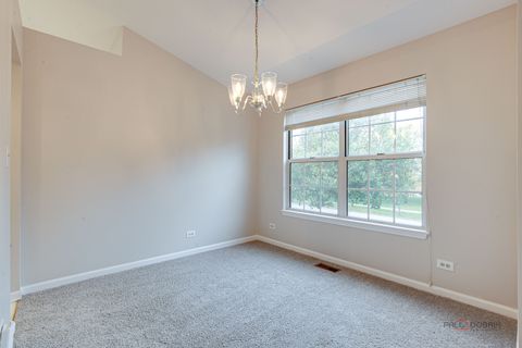Tiny photo for 543 Grosse Pointe Circle, Vernon Hills, IL 60061 (MLS # 12503673)