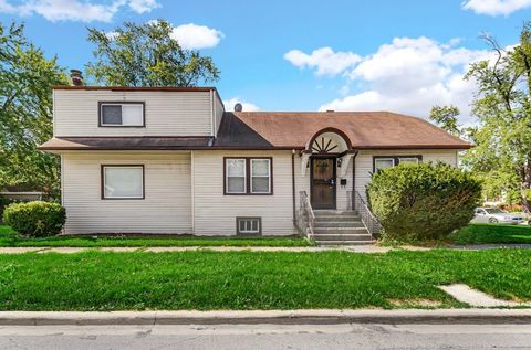 A home in Riverdale