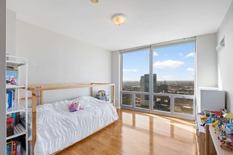 Tiny photo for 125 S Jefferson Street #3102, Chicago, IL 60661 (MLS # 12567437)