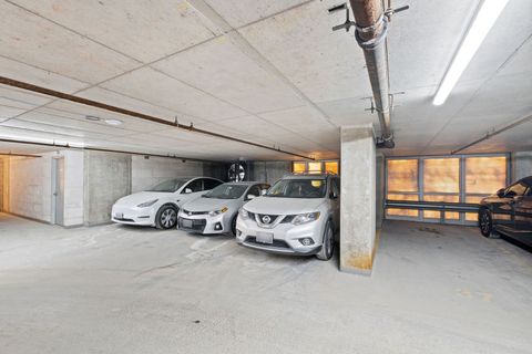 Tiny photo for 125 S Jefferson Street #3102, Chicago, IL 60661 (MLS # 12567437)