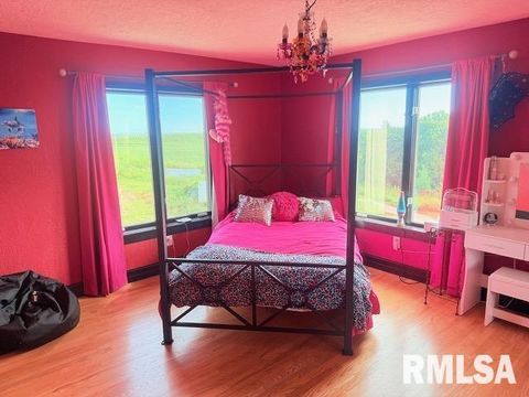 Tiny photo for Dubuque, IA 52002 (MLS # QC4268514)