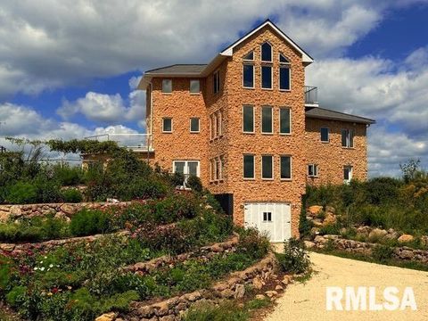 Tiny photo for Dubuque, IA 52002 (MLS # QC4268514)