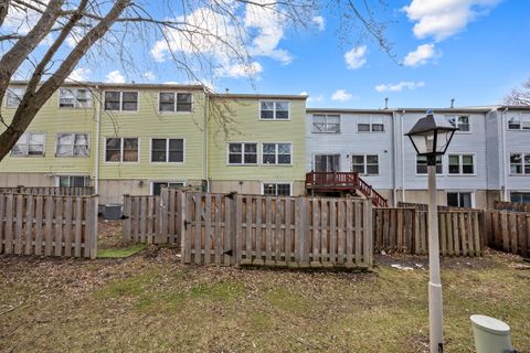 Tiny photo for 1809 Lancashire Court, Schaumburg, IL 60194 (MLS # 12598572)