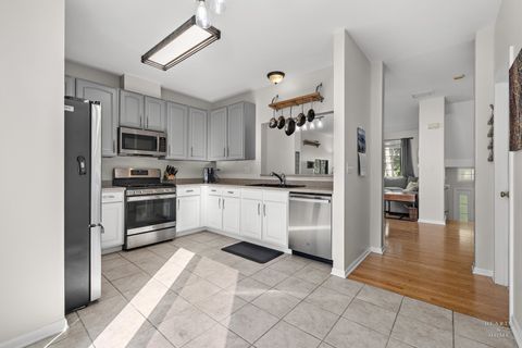Tiny photo for 1309 New Haven Drive, Cary, IL 60013 (MLS # 12428425)