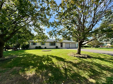 Tiny photo for 378 Pierce Street, Gilberts, IL 60136 (MLS # 12486196)