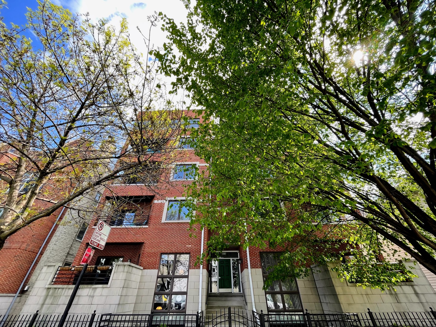 1373 W HUBBARD Street 1W