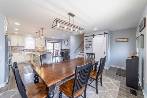 Tiny photo for 16612 Meadow Court, Tinley Park, IL 60477 (MLS # 12586979)