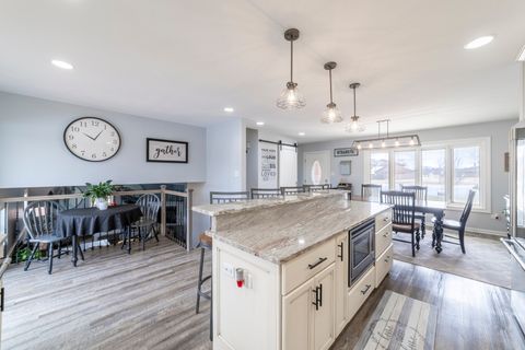 Tiny photo for 16612 Meadow Court, Tinley Park, IL 60477 (MLS # 12586979)