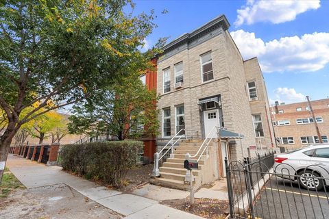 229 S Racine Avenue 1 Chicago IL 60607