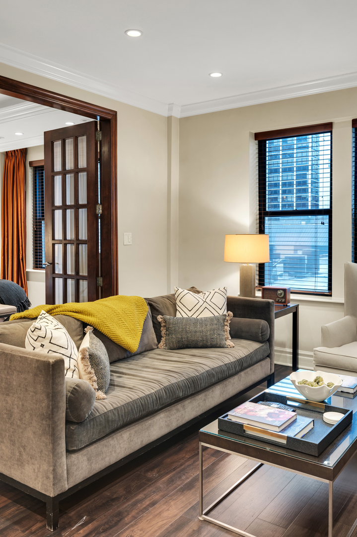 70 E WALTON Street 903