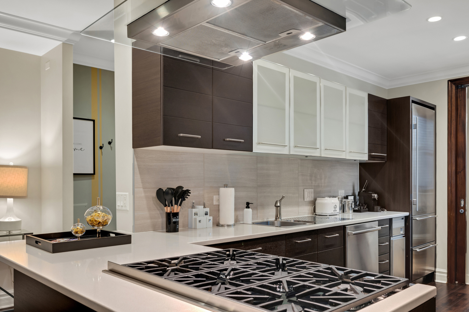 70 E WALTON Street 903