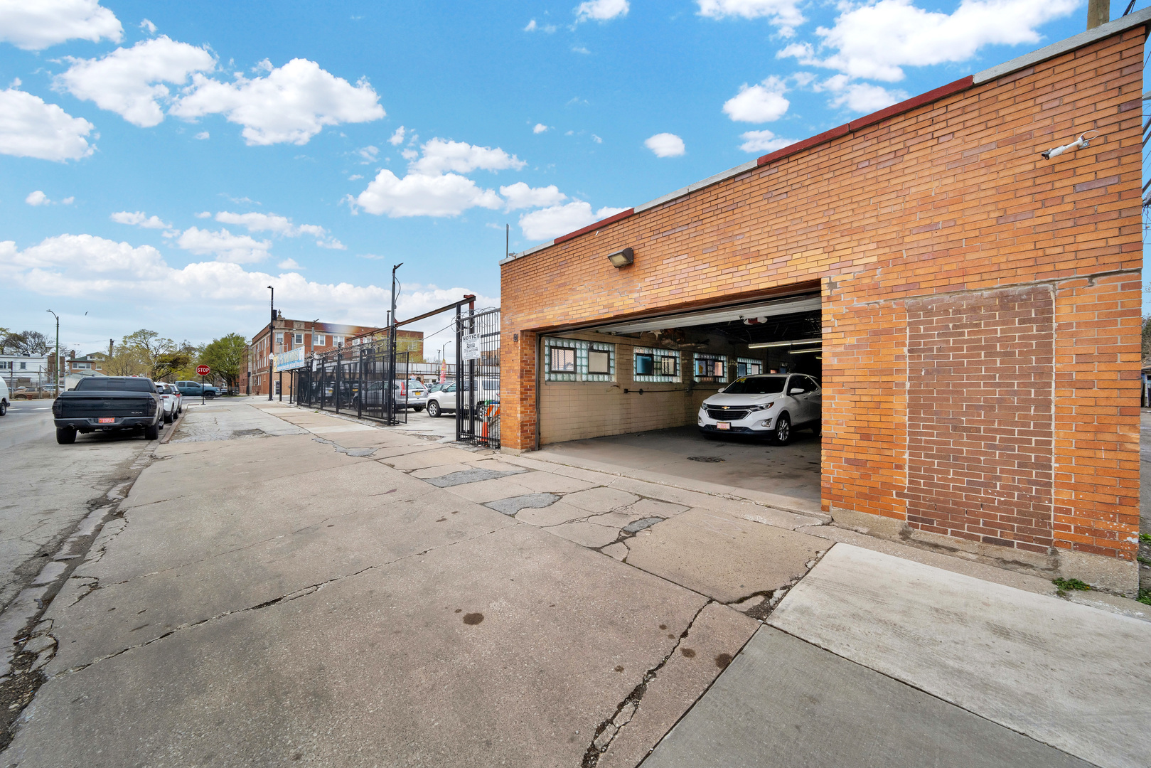 6559 S Western Avenue