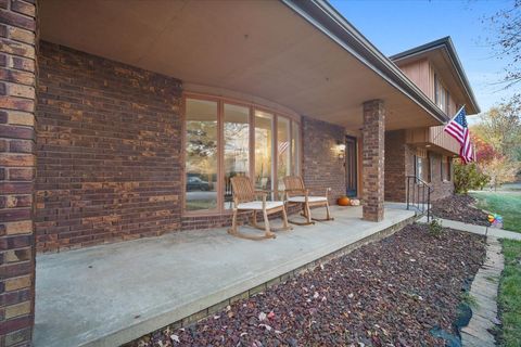 Tiny photo for 2603 Wellington Way, Bloomington, IL 61704 (MLS # 12518486)