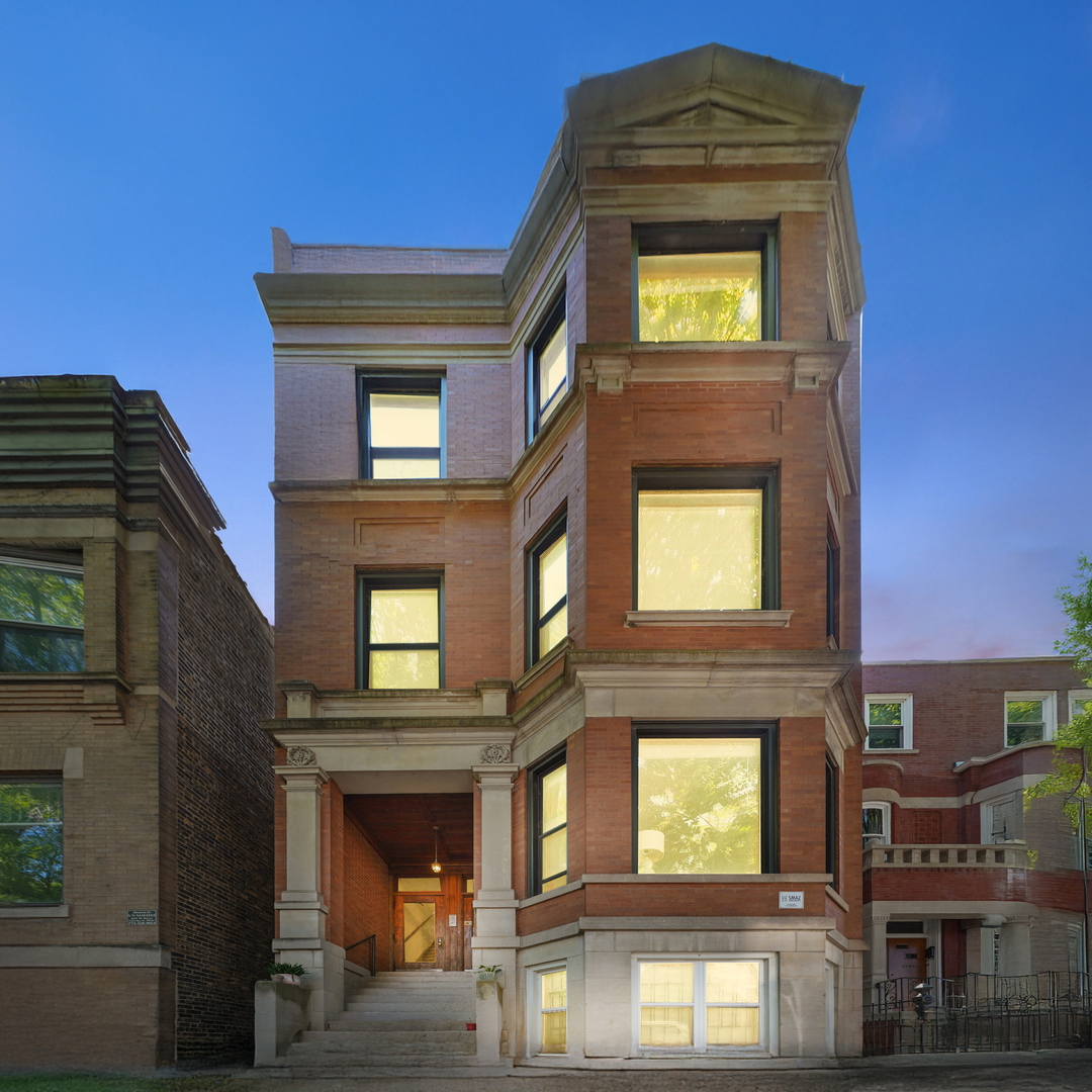 2735 N Magnolia Avenue
