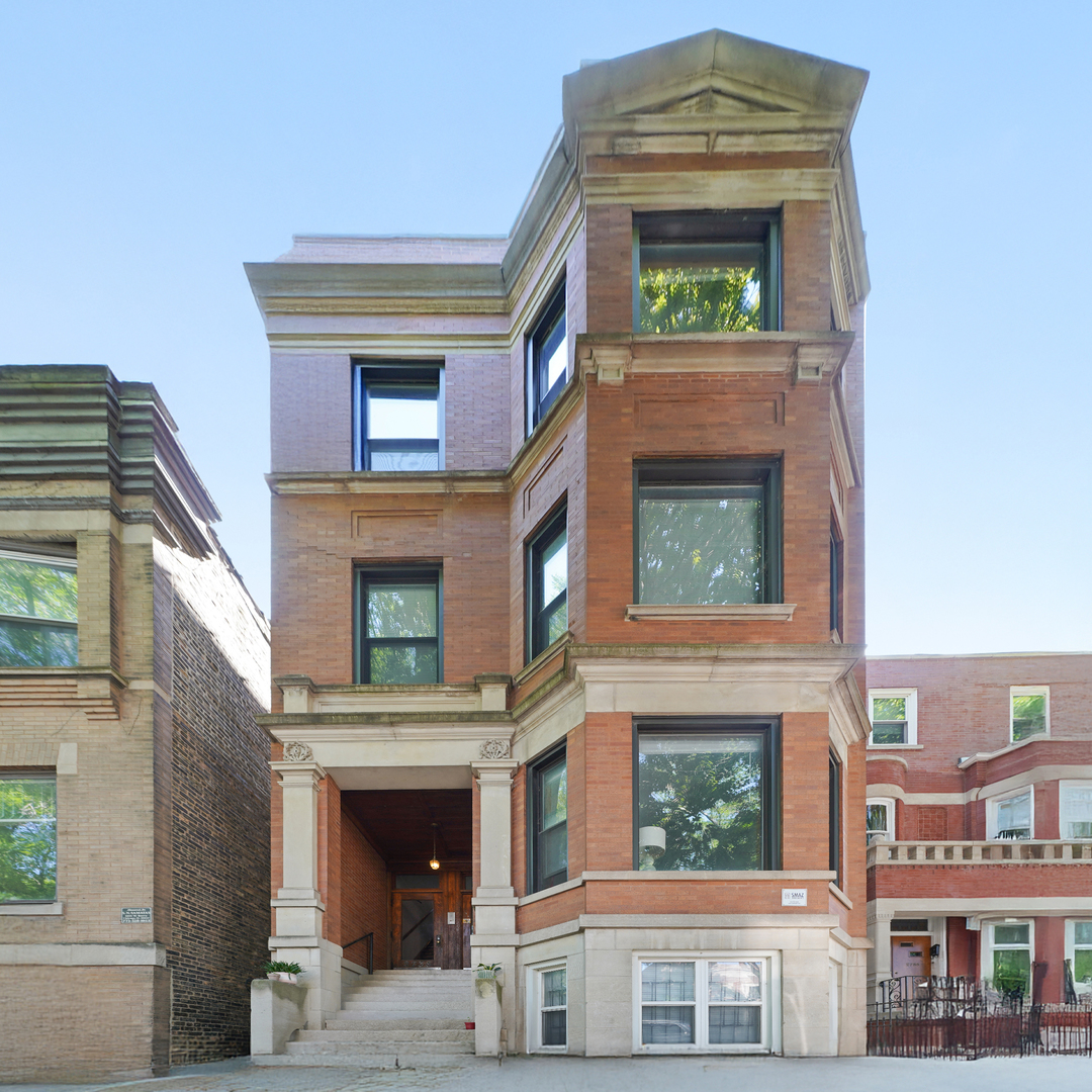 2735 N Magnolia Avenue