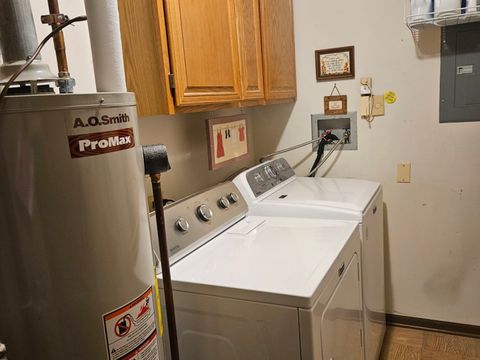 Tiny photo for 230 Windsor Lane #A, Willowbrook, IL 60527 (MLS # 12468208)