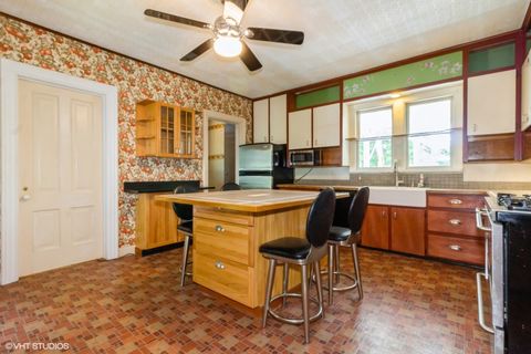 Tiny photo for 100 E Miller Avenue, Hinckley, IL 60520 (MLS # 12442185)