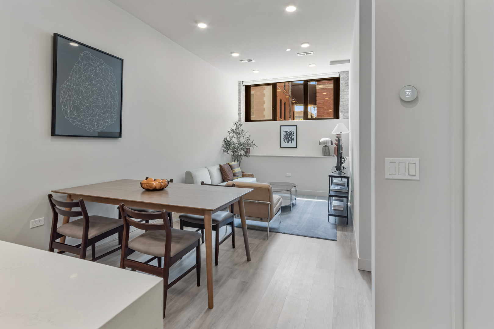 1550 W Monroe Street 105
