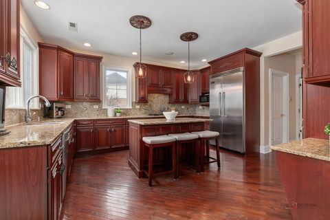 Tiny photo for 3 Turnbury Court, Hawthorn Woods, IL 60047 (MLS # 12538565)