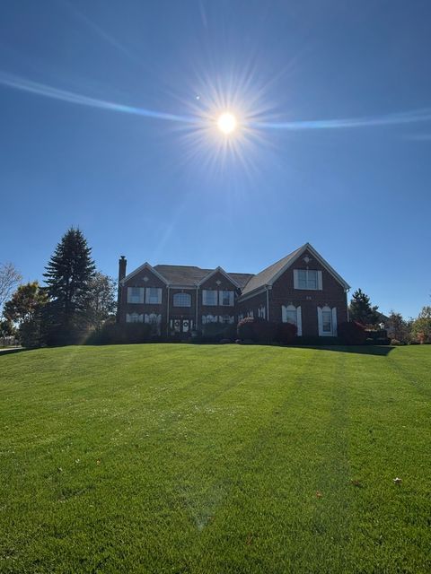 Tiny photo for 3 Turnbury Court, Hawthorn Woods, IL 60047 (MLS # 12538565)