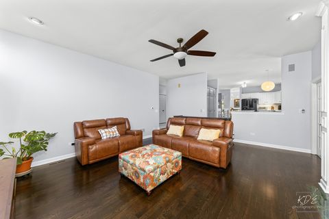 Tiny photo for 940 Burnham Court, Aurora, IL 60502 (MLS # 12515850)