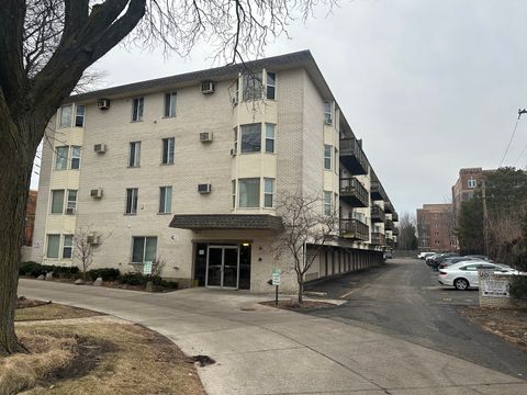 1 beds bed, 1 baths bath property at 8232 niles center road 202, skokie, il 60077
