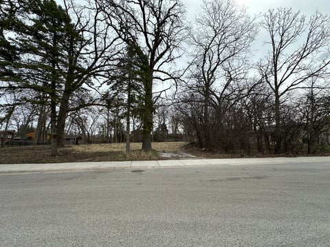 Tiny photo for 755 Kipling Place, Deerfield, IL 60015 (MLS # 12625603)
