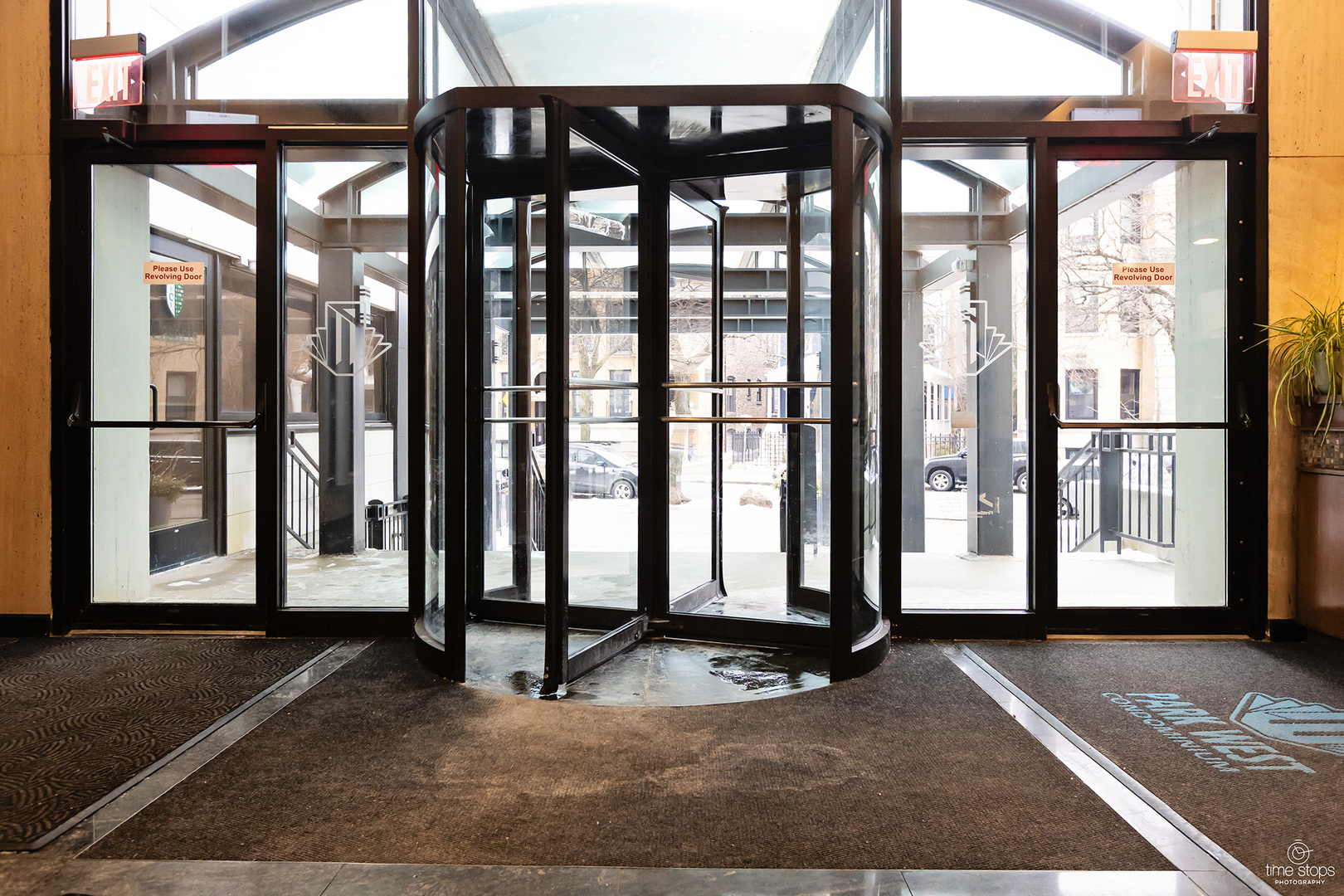 444 W Fullerton Parkway 1503