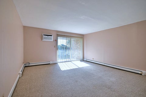 Tiny photo for 850 S Lorraine Road S #3E, Wheaton, IL 60189 (MLS # 12782878)