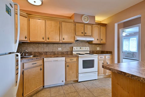 Tiny photo for 850 S Lorraine Road S #3E, Wheaton, IL 60189 (MLS # 12782878)