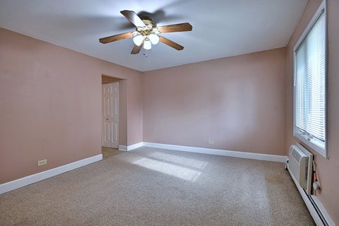 Tiny photo for 850 S Lorraine Road S #3E, Wheaton, IL 60189 (MLS # 12782878)