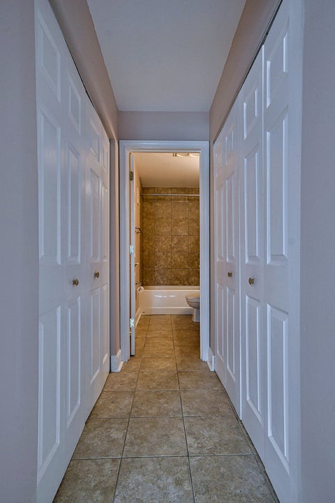 Tiny photo for 850 S Lorraine Road S #3E, Wheaton, IL 60189 (MLS # 12782878)
