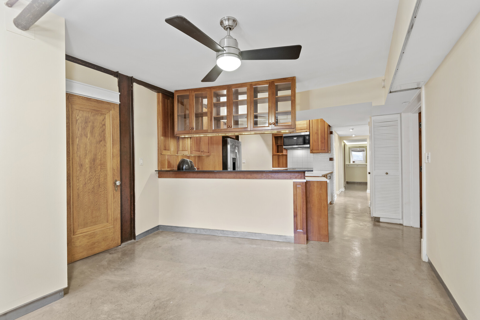 2749 N Hampden Court 1G