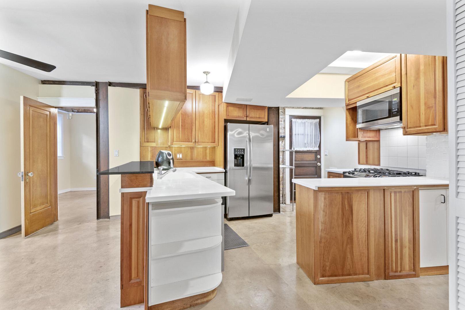 2749 N Hampden Court 1G