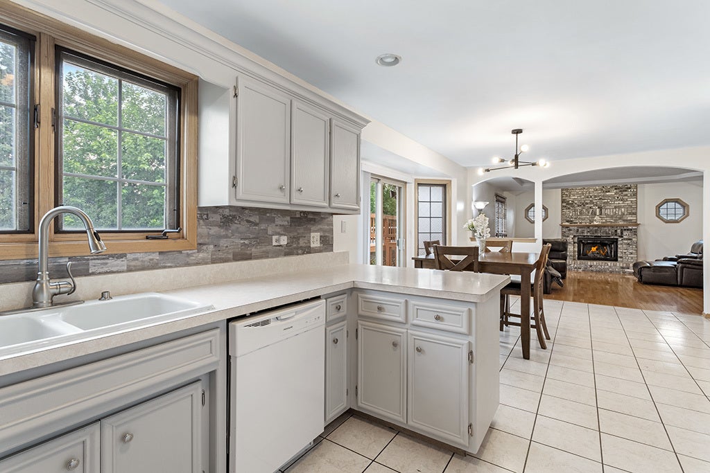 611 Flambeau Court