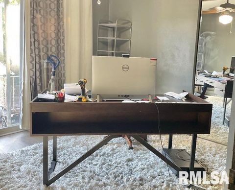 Tiny photo for 940 17TH Street #4, Moline, IL 61265 (MLS # QC4267751)