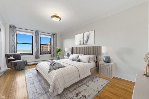 Tiny photo for 5555 S Everett Avenue #9-D, Chicago, IL 60637 (MLS # 12629676)