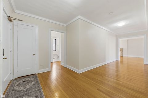 Tiny photo for 5555 S Everett Avenue #9-D, Chicago, IL 60637 (MLS # 12629676)