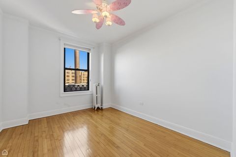 Tiny photo for 5555 S Everett Avenue #9-D, Chicago, IL 60637 (MLS # 12629676)