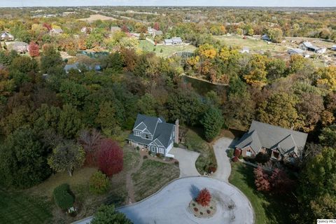 Tiny photo for 5585 Wood Crest Dr. Dr, Quincy, IL 62305 (MLS # 12517337)