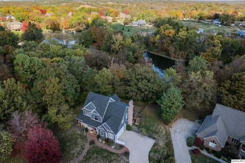 Tiny photo for 5585 Wood Crest Dr. Dr, Quincy, IL 62305 (MLS # 12517337)