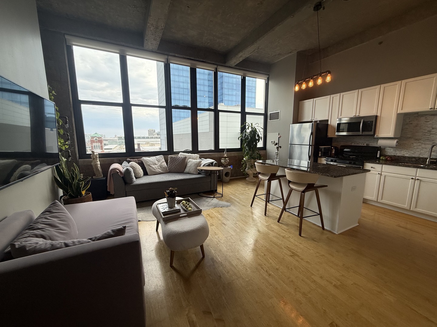 320 E 21st Street 816