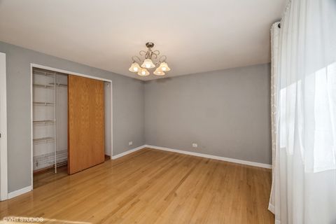 Tiny photo for 829 Pinehurst Lane, Schaumburg, IL 60193 (MLS # 12516084)