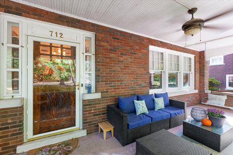 Tiny photo for 712 S Elm Boulevard, Champaign, IL 61820 (MLS # 12495660)