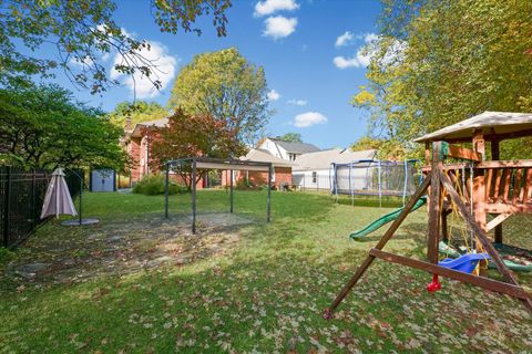 Tiny photo for 712 S Elm Boulevard, Champaign, IL 61820 (MLS # 12495660)