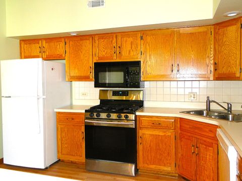 Tiny photo for 3107 Ingalls Avenue #3B, Joliet, IL 60435 (MLS # 12475213)